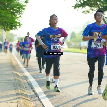Runner Photo 8010879