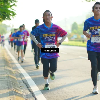 Runner Photo 8010880