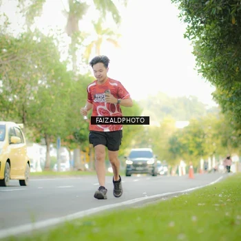 Runner Photo 8010903