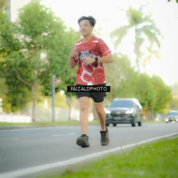 Runner Photo 8010910