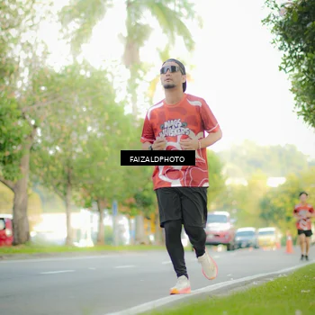 Runner Photo 8010924