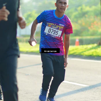 Runner Photo 8010949
