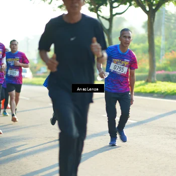 Runner Photo 8010962