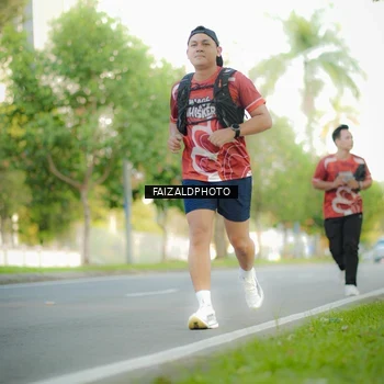 Runner Photo 8010972