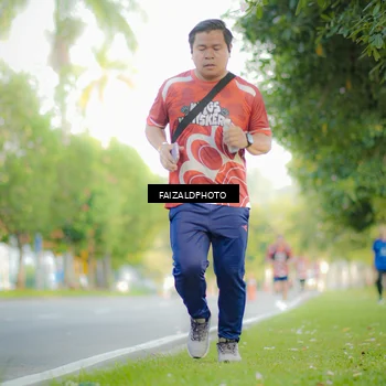 Runner Photo 8010990