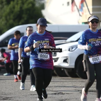 Runner Photo 8010994