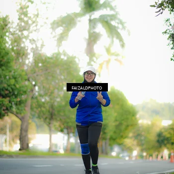 Runner Photo 8011025