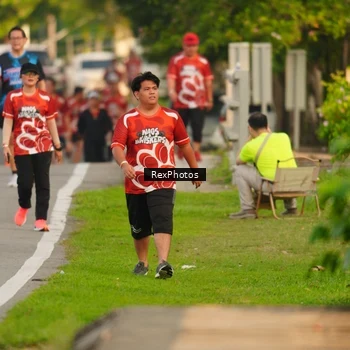 Runner Photo 8011041