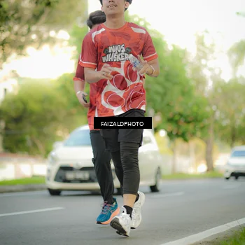 Runner Photo 8011048