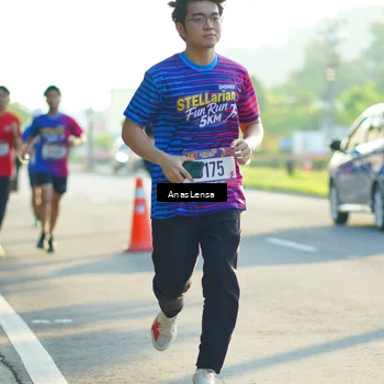 Runner Photo 8011055