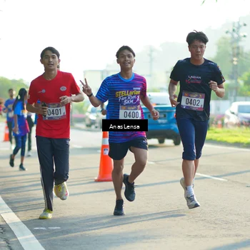 Runner Photo 8011061