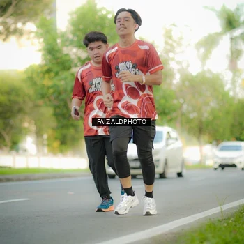 Runner Photo 8011063