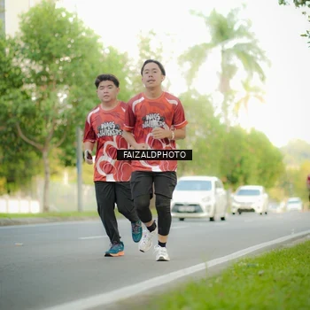 Runner Photo 8011071