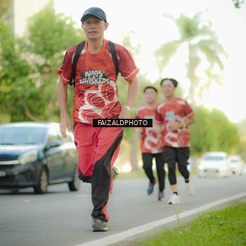 Runner Photo 8011073