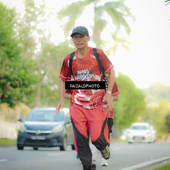 Runner Photo 8011075