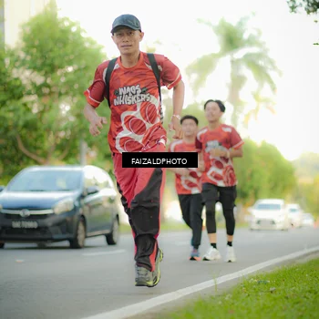 Runner Photo 8011076