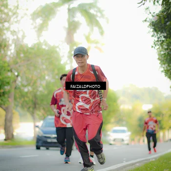 Runner Photo 8011082