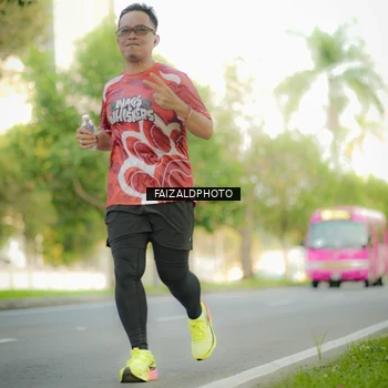 Runner Photo 8011084
