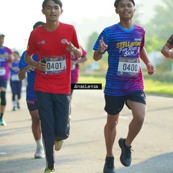 Runner Photo 8011100