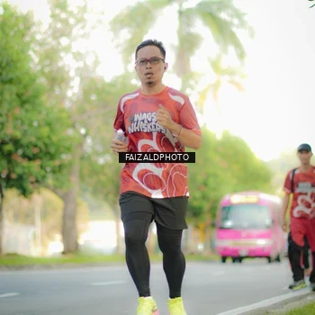 Runner Photo 8011105