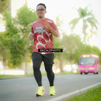 Runner Photo 8011111