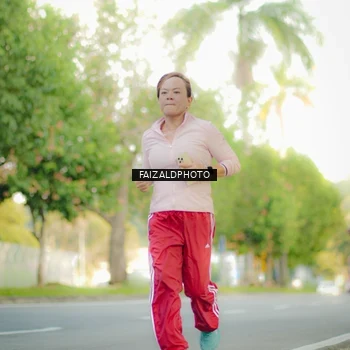 Runner Photo 8011112