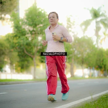 Runner Photo 8011113