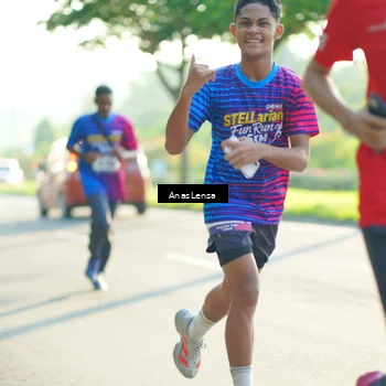 Runner Photo 8011123