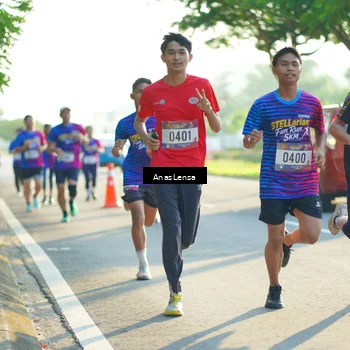 Runner Photo 8011132