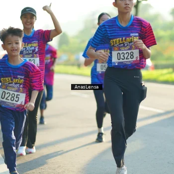 Runner Photo 8011196