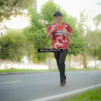 Runner Photo 8011216