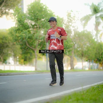 Runner Photo 8011231
