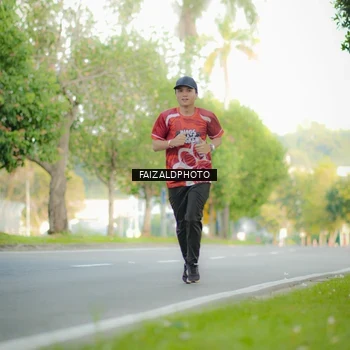 Runner Photo 8011235