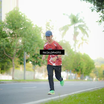 Runner Photo 8011239