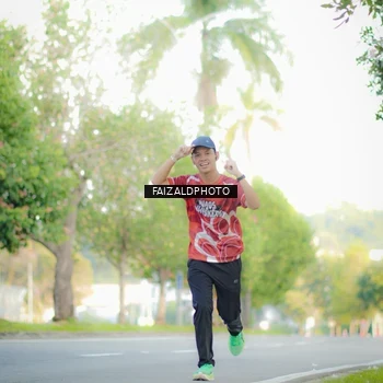 Runner Photo 8011240