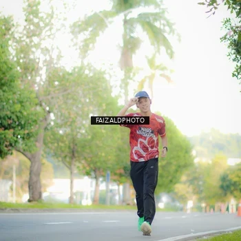 Runner Photo 8011247