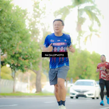 Runner Photo 8011289