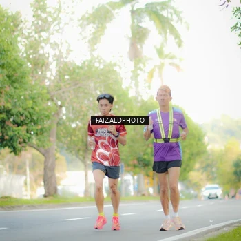 Runner Photo 8011324