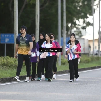 Runner Photo 8011336