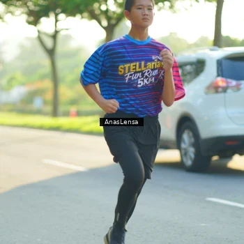 Runner Photo 8011343
