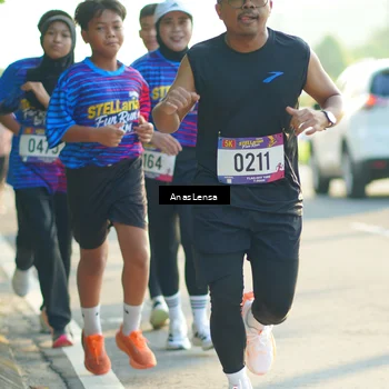 Runner Photo 8011357