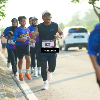 Runner Photo 8011359