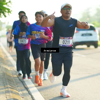 Runner Photo 8011360
