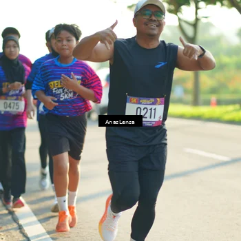 Runner Photo 8011371