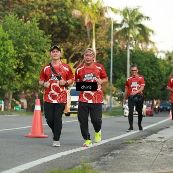 Runner Photo 8011631