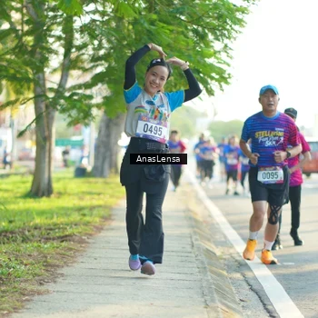 Runner Photo 8011655