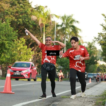 Runner Photo 8011663