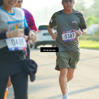 Runner Photo 8011681