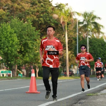 Runner Photo 8011695