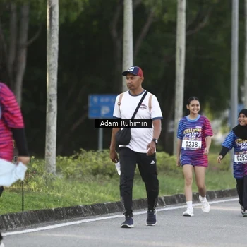 Runner Photo 8011696